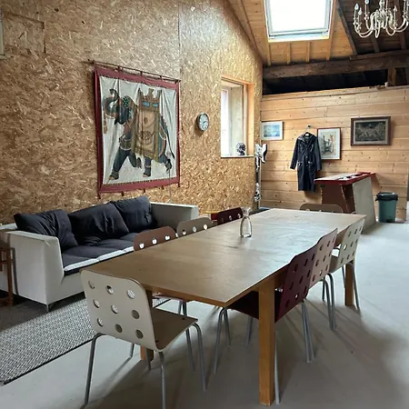 Le Grenier De La Place D'isly *