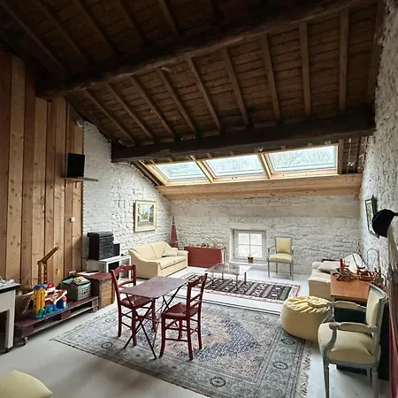 Apartamento Le Grenier De La Place D'isly *