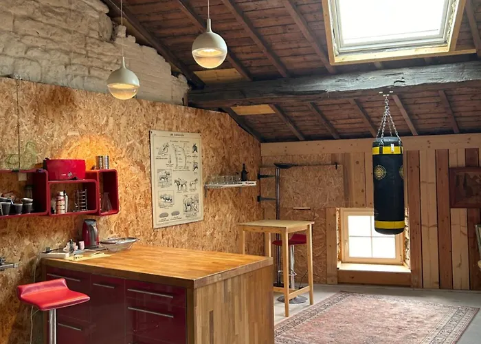 Apartment Le Grenier De La Place D'isly Verdun-sur-Meuse