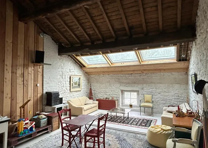 Apartment Le Grenier De La Place D'isly *